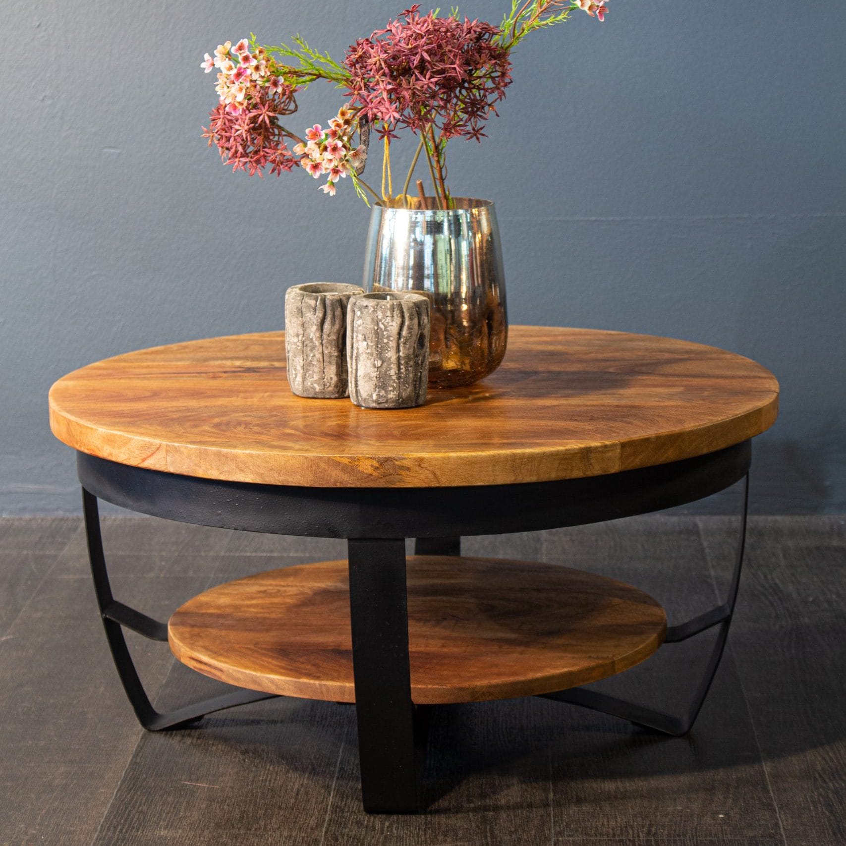 Ronde salontafel mangohout 70 cm – compact design met onderblad - Afbeelding 2